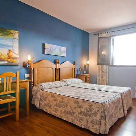 Guest house Hostatgeria Sant Jaume 2*